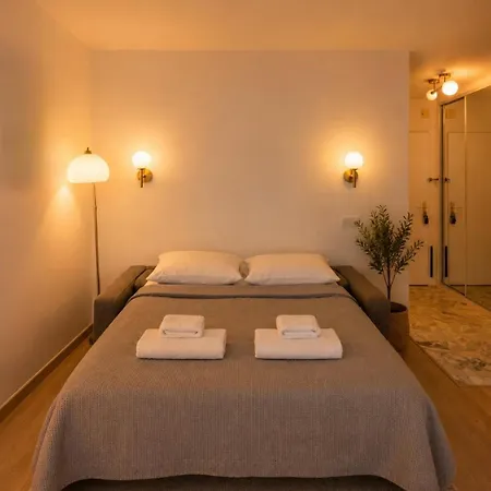 Riviera Juan Les Pins 300m Avec Terrasse Appartement Antibes