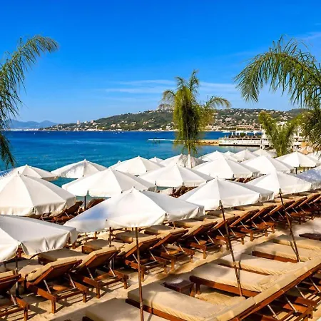 Riviera Juan Les Pins 300m Avec Terrasse Appartement *